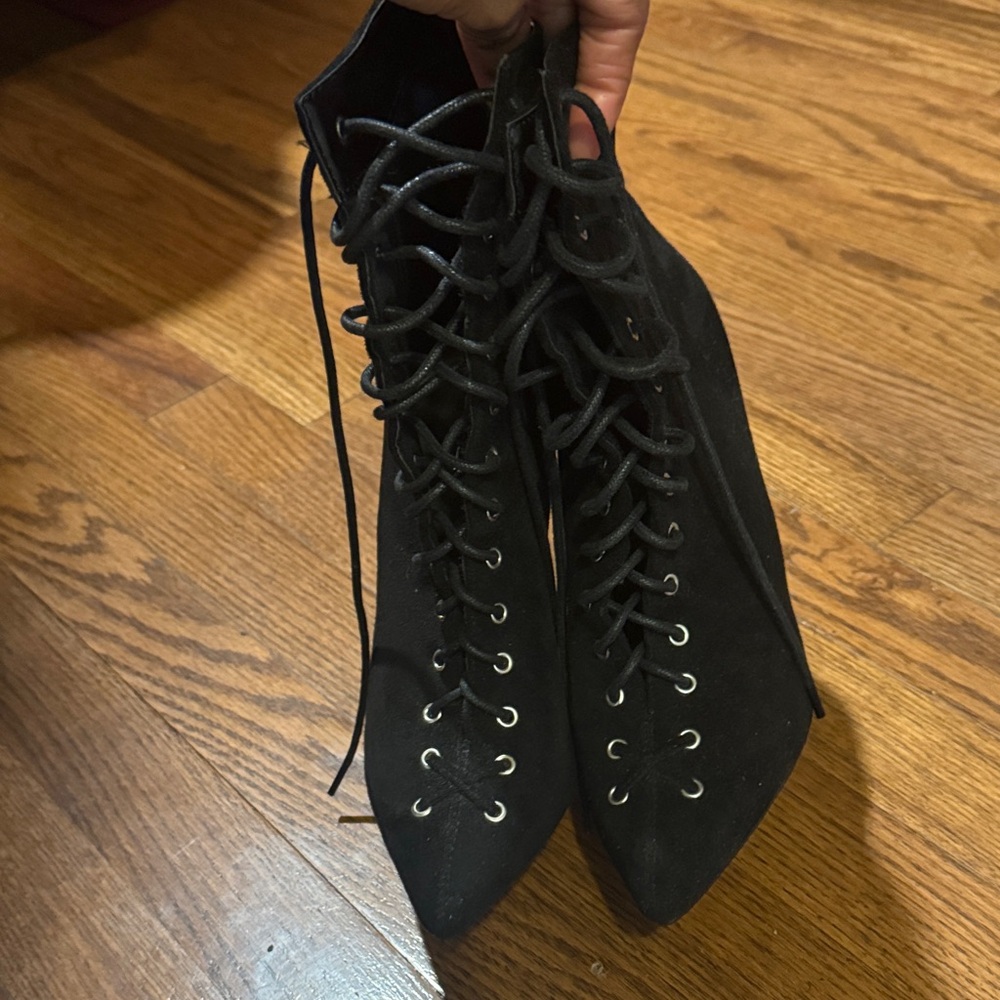 Boohoo Black Lace-Up Women's Booties